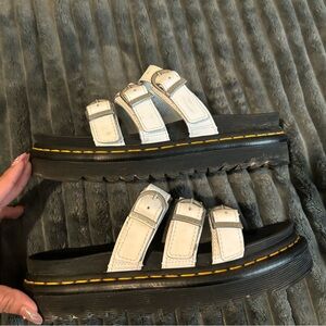 WOMEN'S DR. MARTENS BLAIRE SLIDE PLATFORM SANDALS